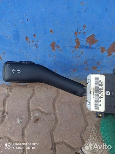 Пассат В5 Подрулевой переключатель (8L0 953 513G)