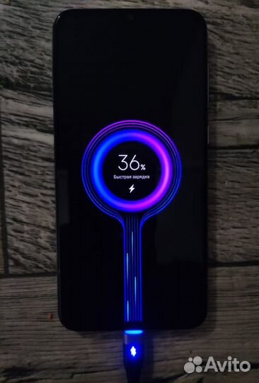 Xiaomi Mi 9 SE, 6/64 ГБ