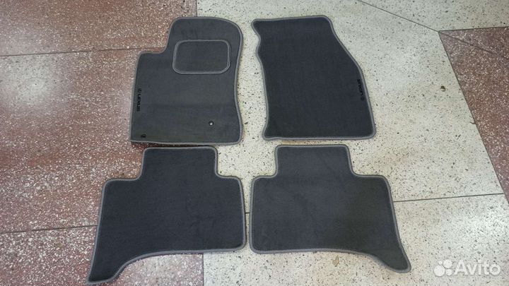 Автомобильные коврики Lexus