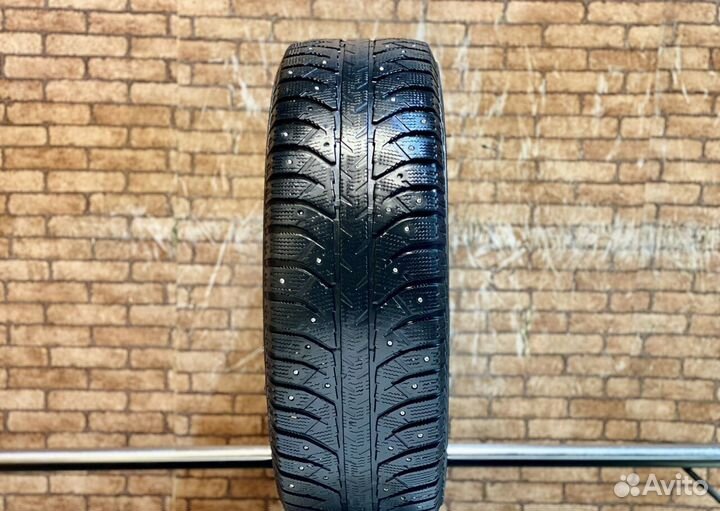 Bridgestone Ice Cruiser 7000 215/65 R16