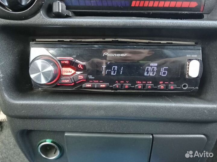 Авто магнитола pioneer