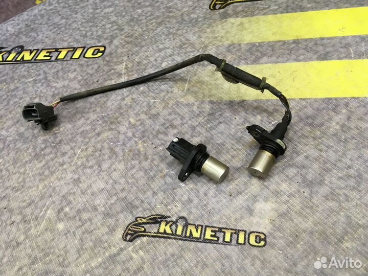 Датчик положения коленвала Avensis T25 Авенсис 1.8