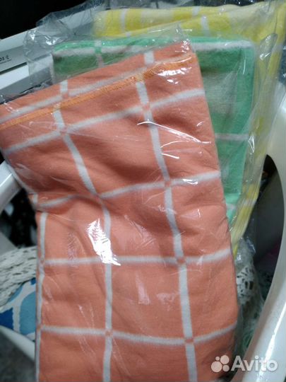 Одеяло байковое новое в упаковке. Есть разные