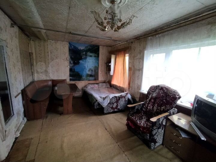 Дом 29,4 м² на участке 11,6 сот.