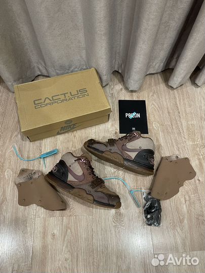 Nike air trainer 1 travis scott