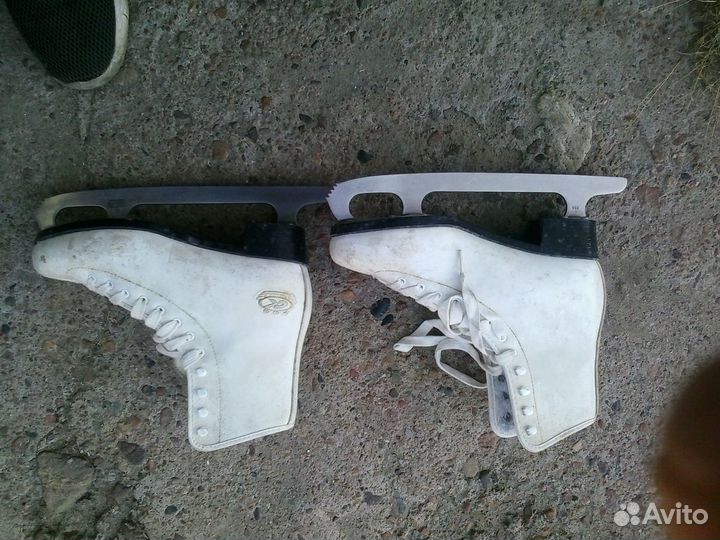 Коньки фигурные