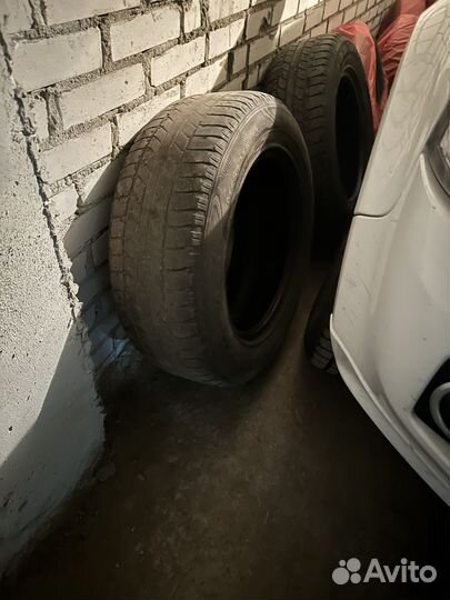 Goodyear Wrangler HP All Weather 235/65 R17 104V