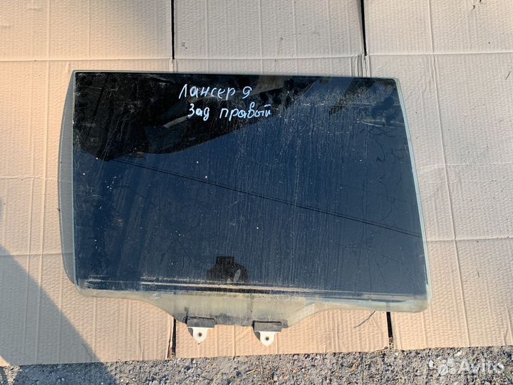 Стекло заднее правое lancer 9 универсал