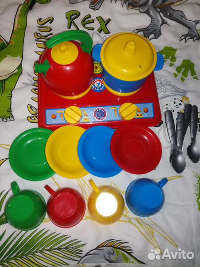 Набор посуда +инструменты нордпласт