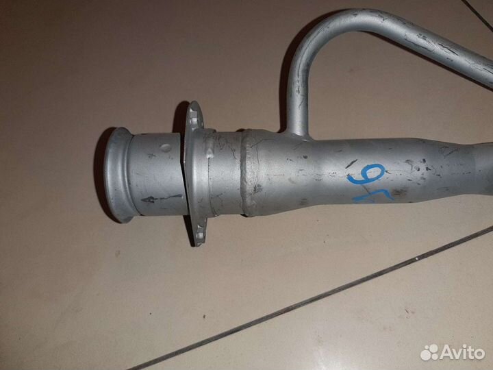 Горловина топливного бака Субару Форестер sh 2010г