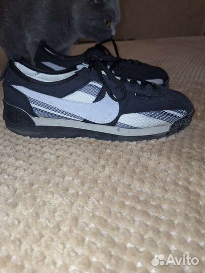 Кроссовки