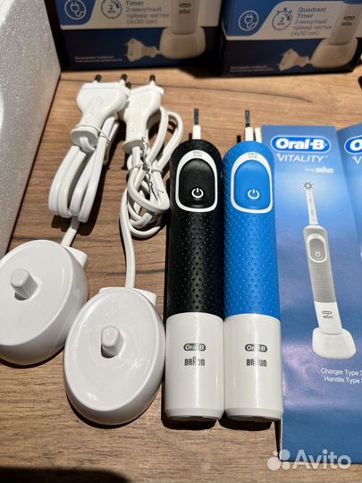 Электрическая зубная щетка oral b