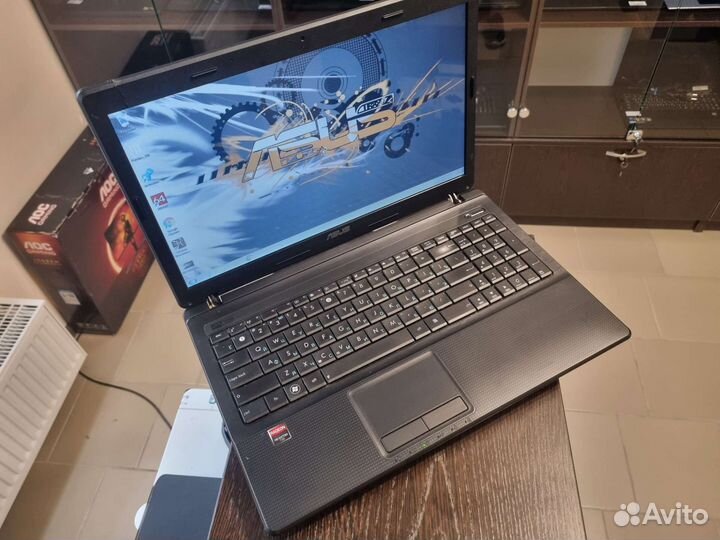 Ноутбук Asus A54HY(Core i3 / Radeon 6470)