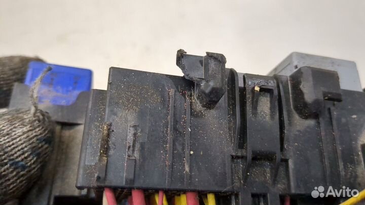 Блок предохранителей Renault Trafic