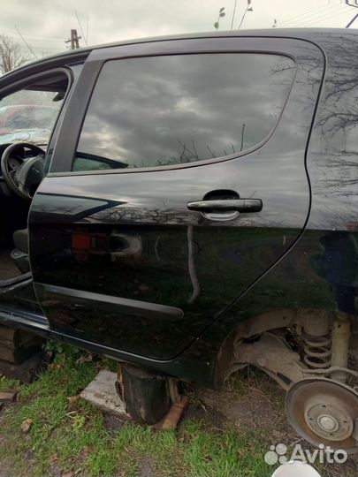 Дверь заднее левое Peugeot 308 2008 1.6л