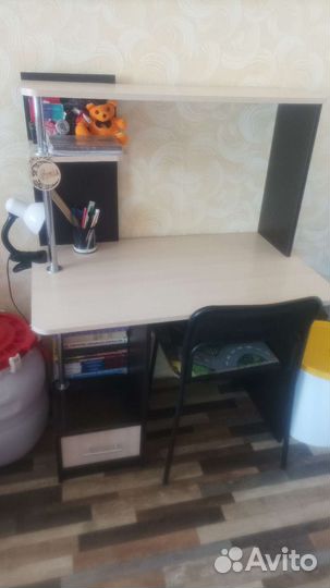 Компьютерный стол