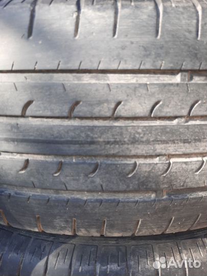Goodyear EfficientGrip 21.5/60 R17