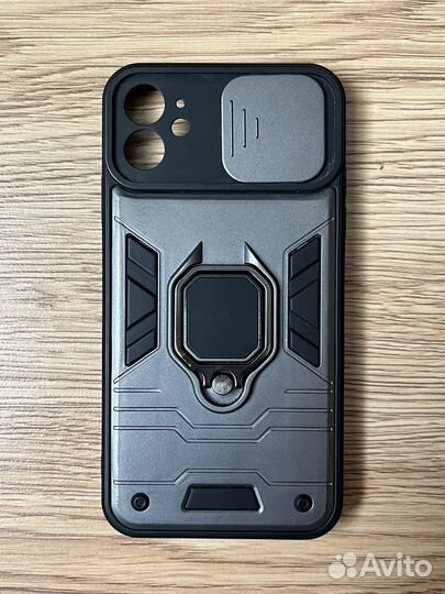 Чехлы на телефон iPhone 11