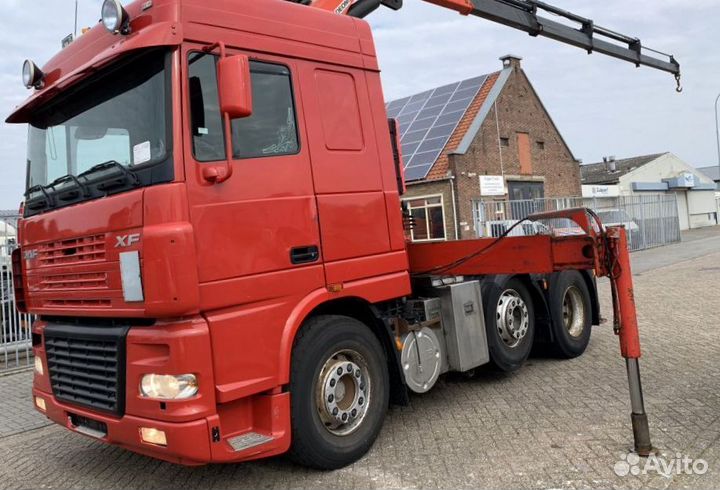 В разборке грузовик DAF, XF 95 2002-2005