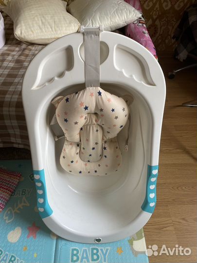 Ванночка для купания happy baby с подставкой