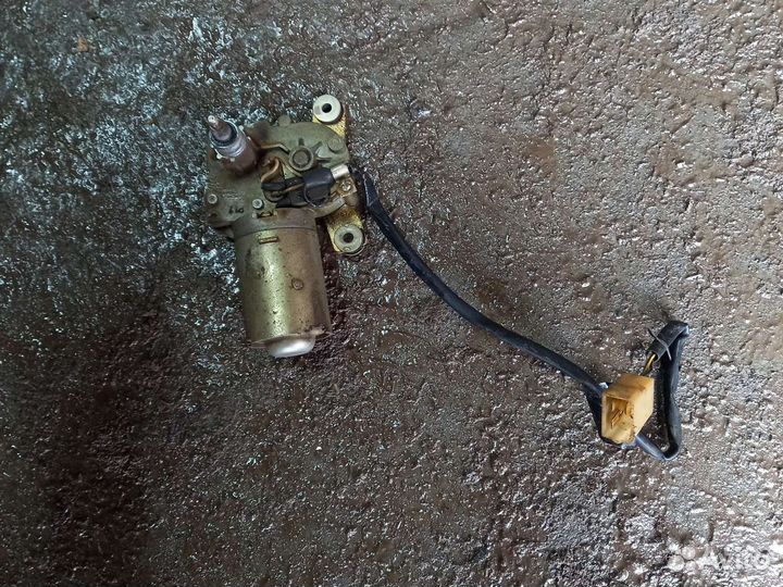 Задний мотор дворника ваз 2114