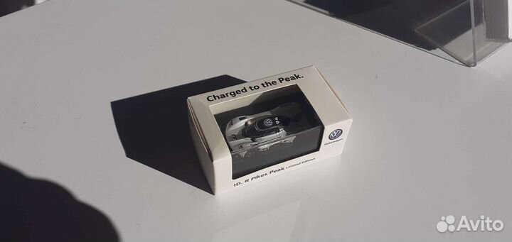 Коллекционные модели машин VW 1:43 и 1:87