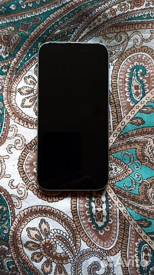 iPhone 15, 256 ГБ