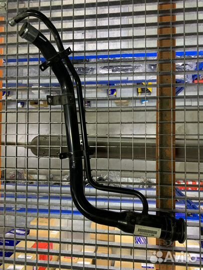 Горловина бензобака