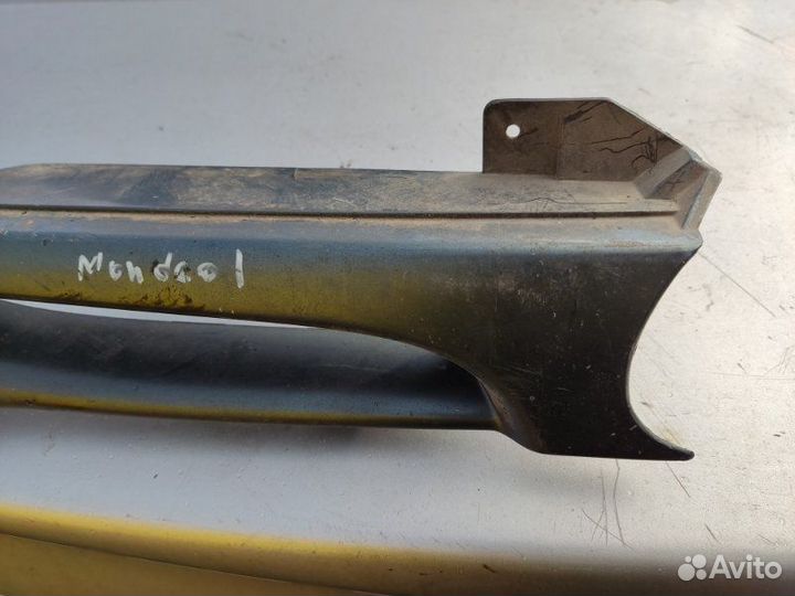 Решетка радиатора Ford Mondeo 1 универсал 1.8I