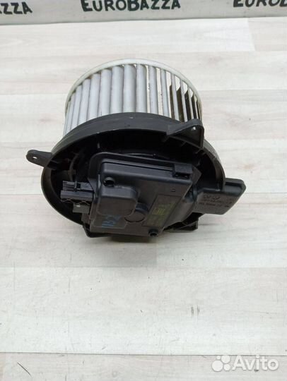 Моторчик печки Mercedes W164