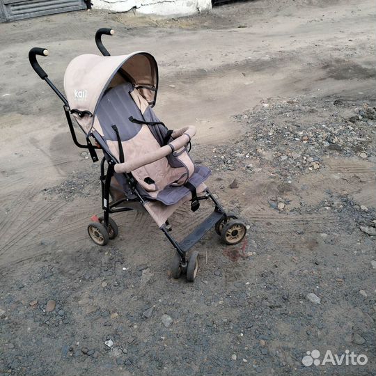 Прогулочная коляска