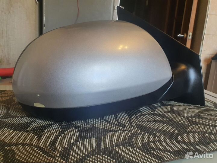 Зеркало рио 3 rio 3 правое оригинал б.у