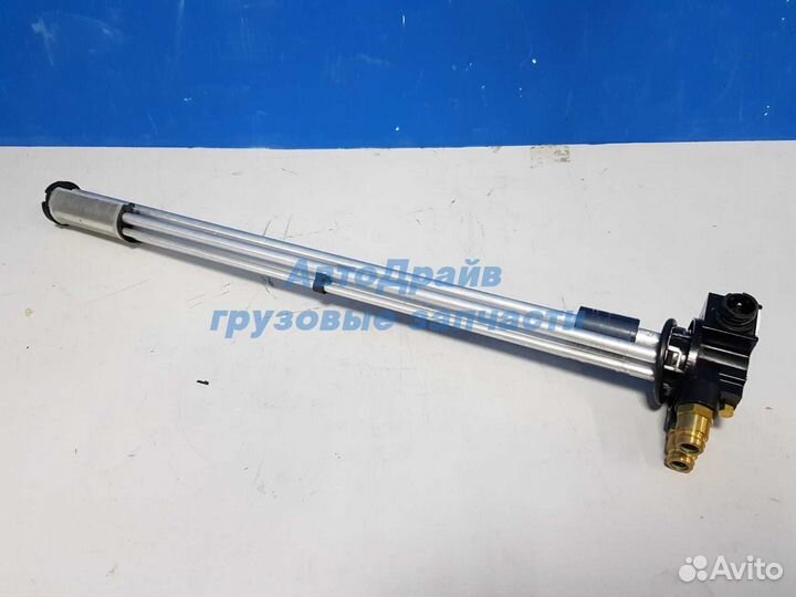 Топливозаборник для автомобилей Скания 5 серия с датчиком уровня топлива