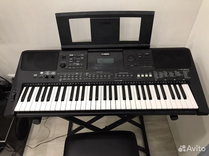 Синтезатор yamaha psr e463, пюпитр, стойка, стул