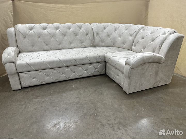 Диван угловой