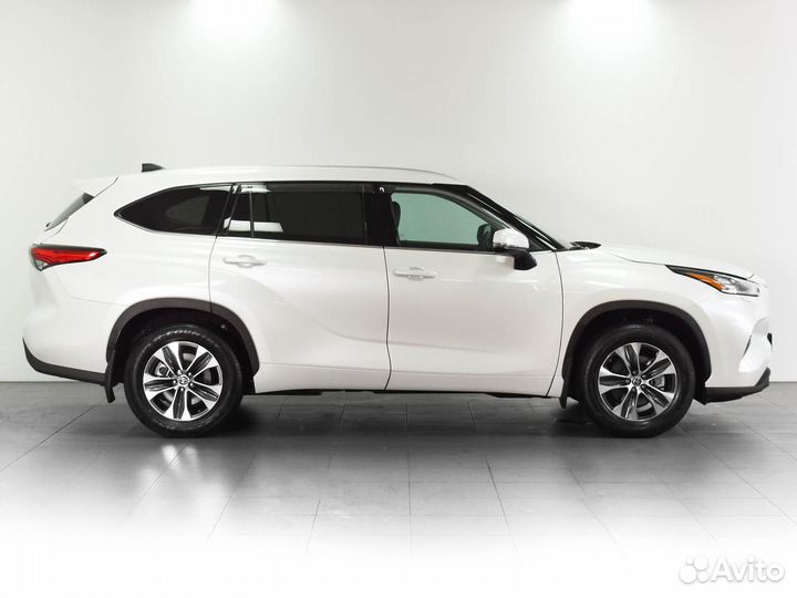 Toyota Highlander 3.5 AT, 2021, 20 км