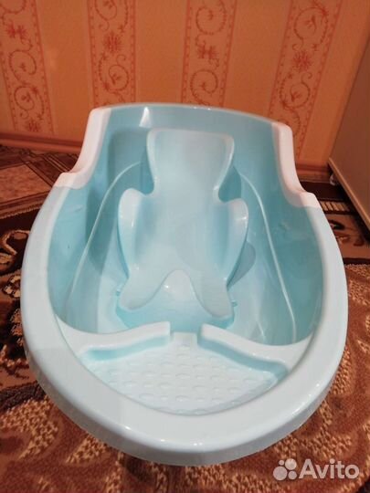 Ванночка для купания с горкой