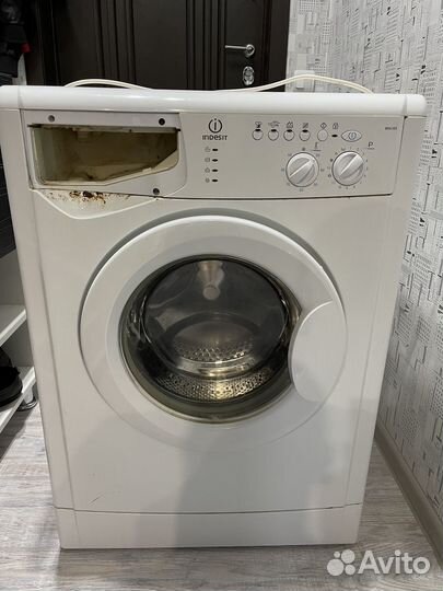 Стиральная машина автомат