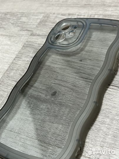 Чехол на iPhone 11