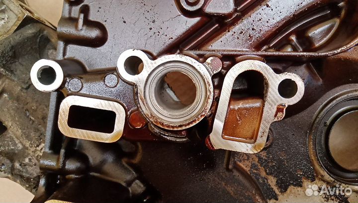 Крышка двигателя W463 G-klasse A1120151202