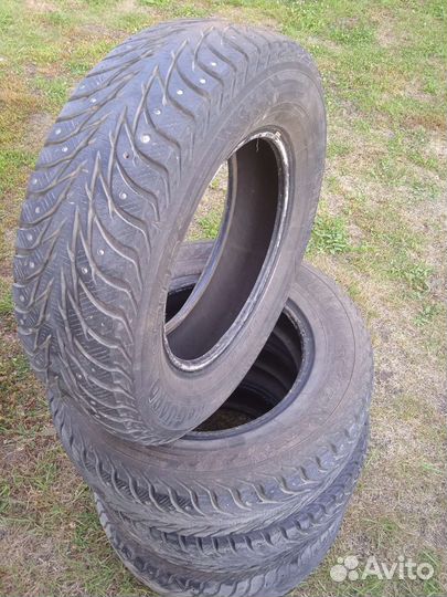 Yokohama IceGuard Stud IG65 185/70 R14