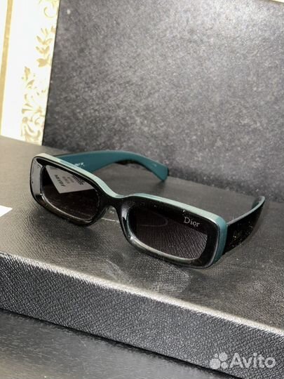 Солнцезащитные очки женские