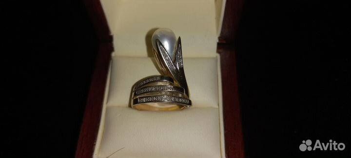 Золотое кольцо 585пр.с жемчужиной и бриллиантами