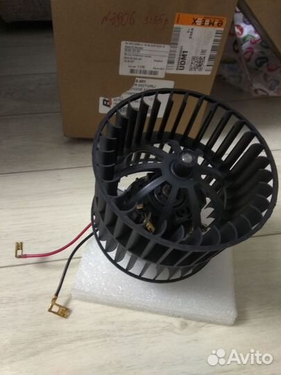 Мотор отопителя салона