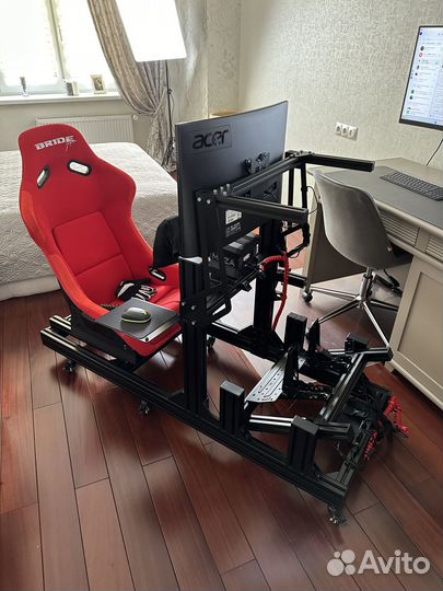 Кокпит для симрейсинга