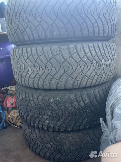 Dunlop SP Winter Ice 03 215/60 R16 99T