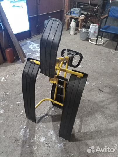 Детский снегокат бу