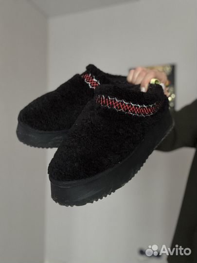 Угги женские черные меховые трендовые без пятки