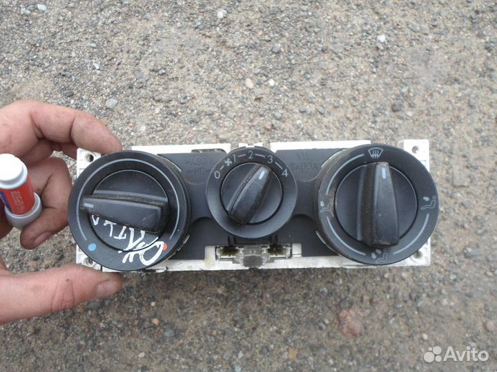 Блок управления печкой Skoda Octavia A4 Tour