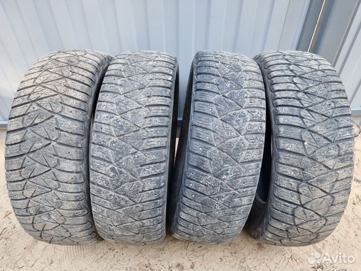 Dunlop Ice Touch 215/65 R16